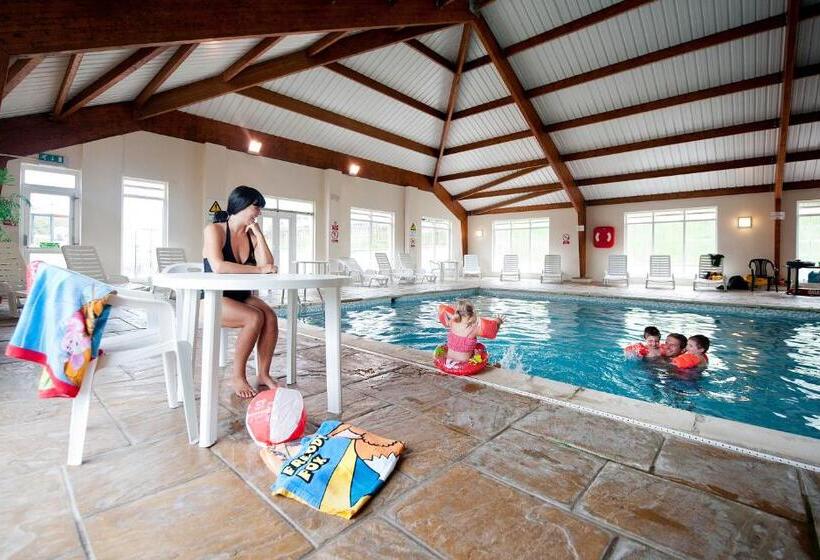 리조트 Widemouth Bay Caravan Park