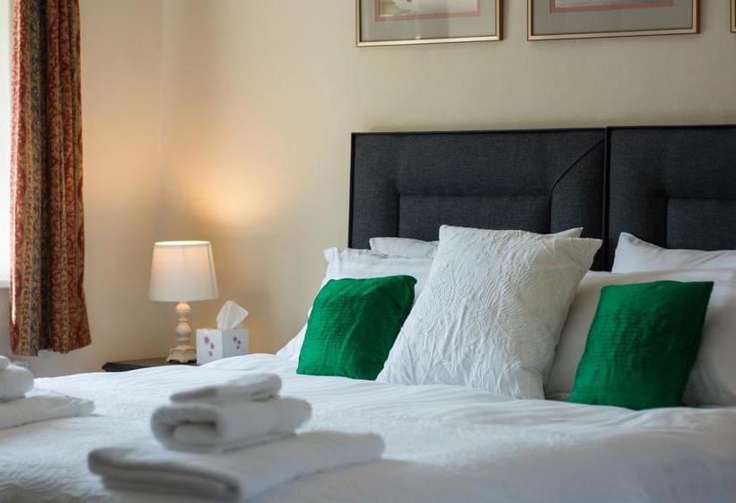 Summerhouse Bed & Breakfast