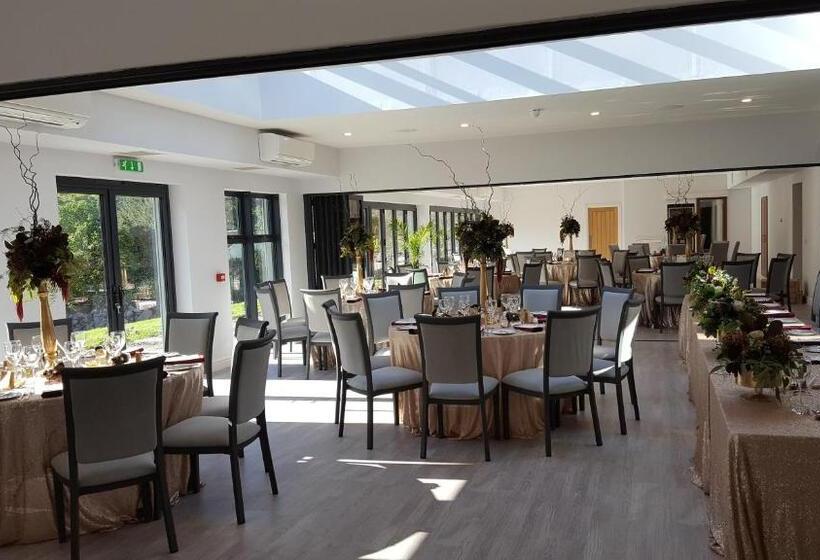 The Brander Lodge Hotel And Bistro