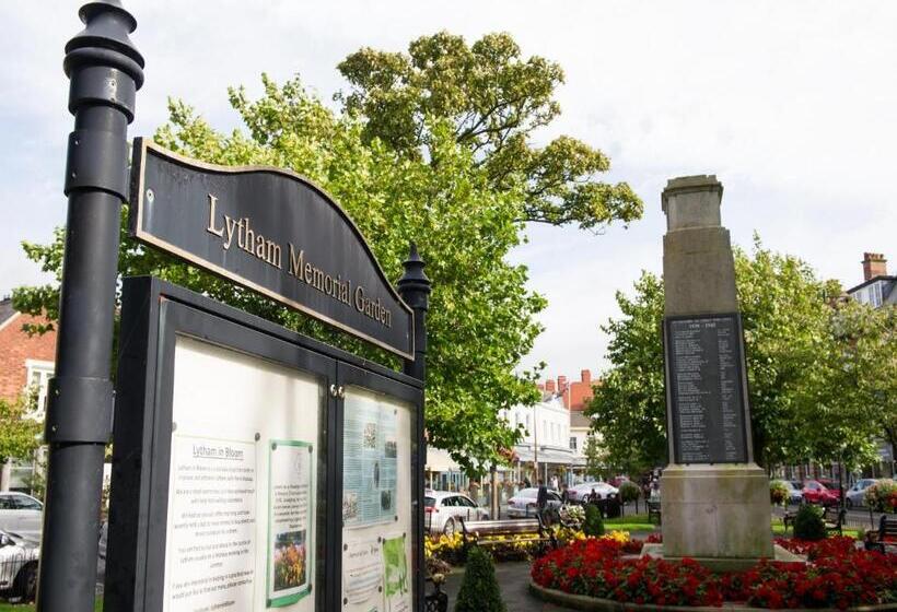 The County Hotel By Innkeeper S Collection