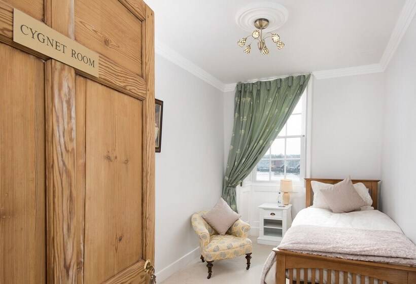 The Walls Bed And Breakfast