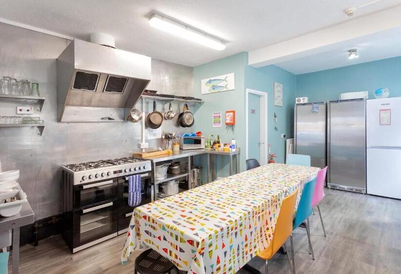 Ocean Backpackers Self Catering Hostel