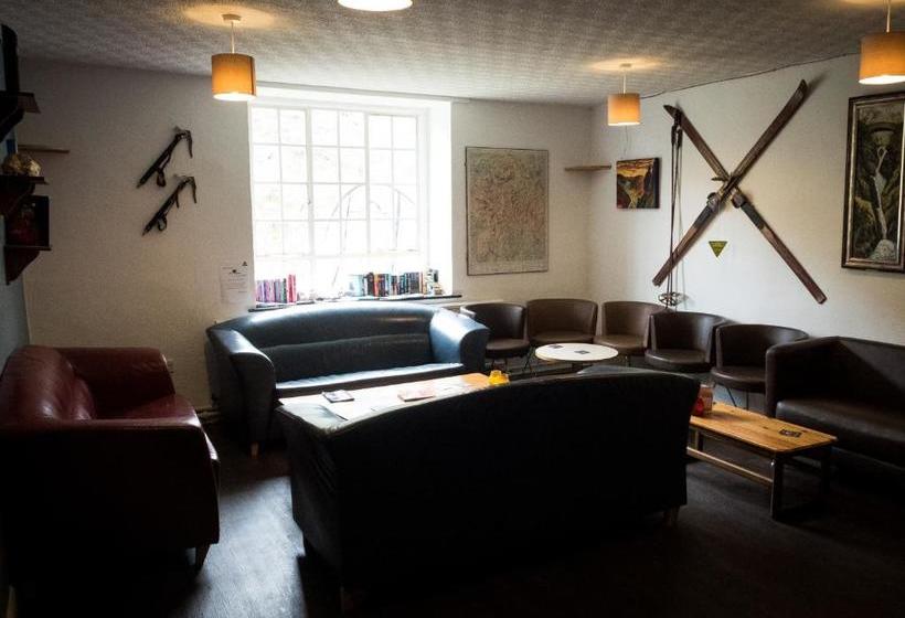 הוסטל Yha Helvellyn