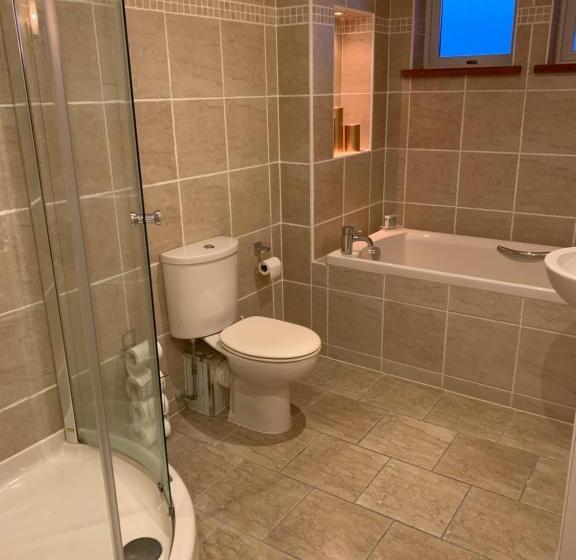 Ayrs And Graces Luxury Bed And Breakfast