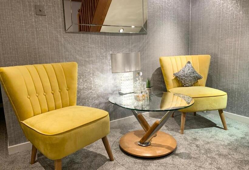 Ayrs And Graces Luxury Bed And Breakfast