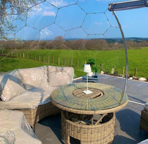 Ayrs And Graces Luxury Bed And Breakfast