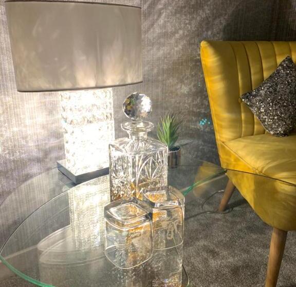 Ayrs And Graces Luxury Bed And Breakfast