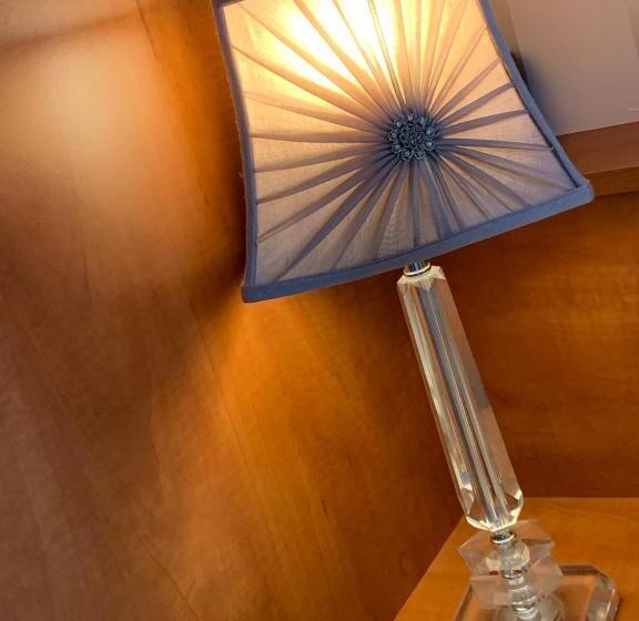 Ayrs And Graces Luxury Bed And Breakfast