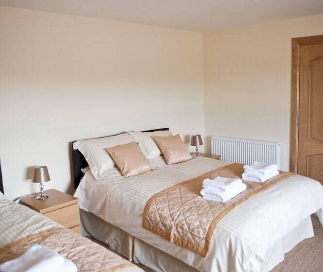 Bamflatt Farm Bed & Breakfast