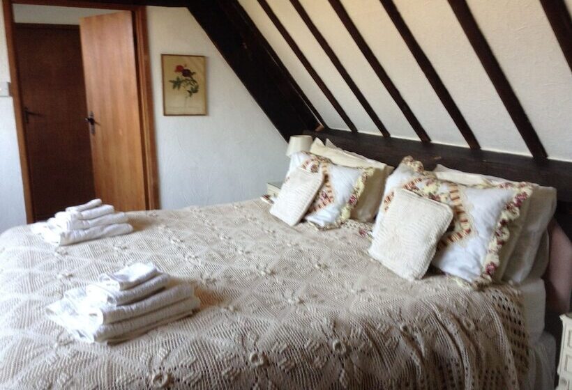 Bed and Breakfast 189 April Cottage