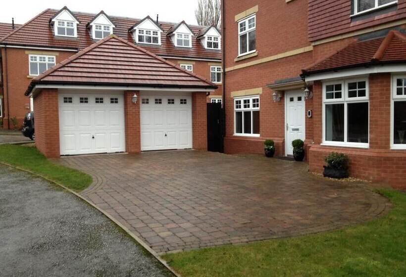 Bed and Breakfast 2 The Rocklands