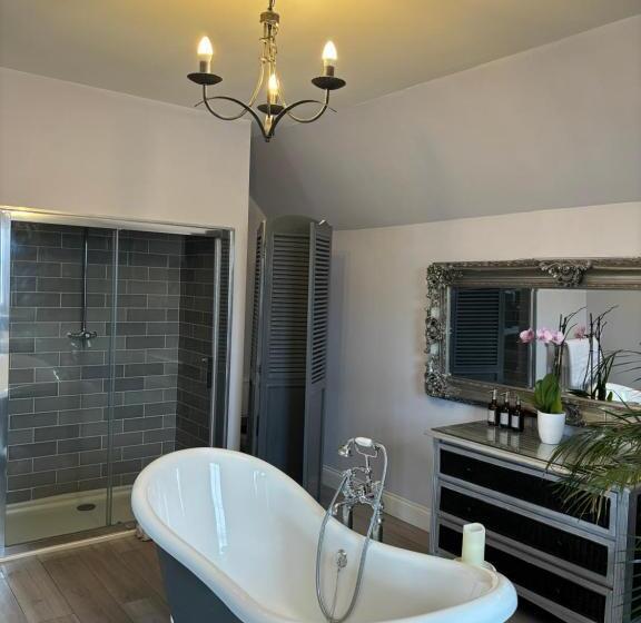 مبيت وإفطار Ach Na Sidhe