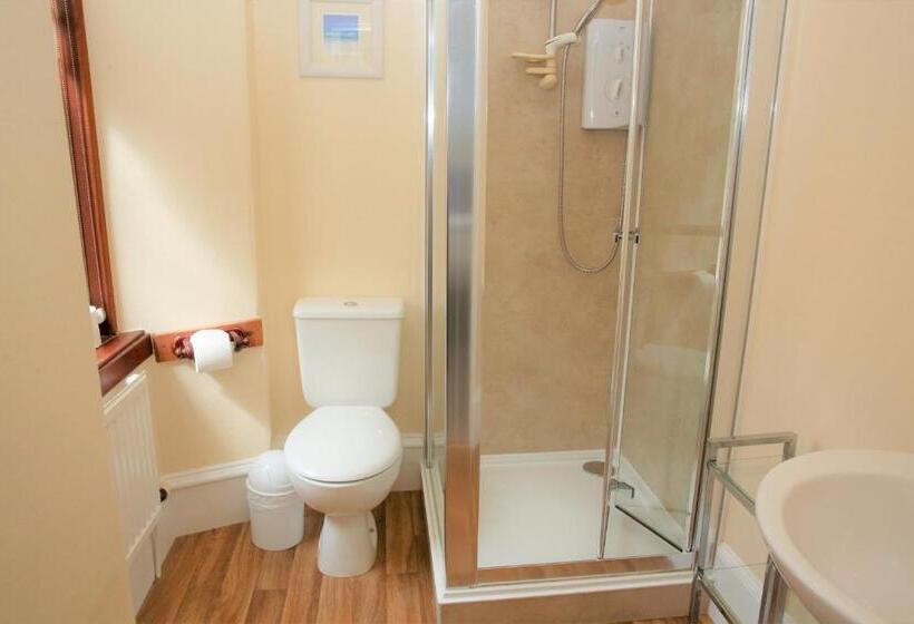 مبيت وإفطار Ardross Glencairn