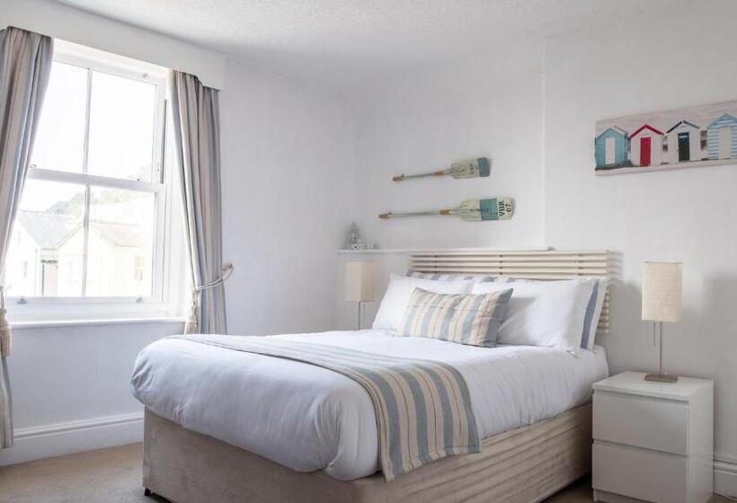 مبيت وإفطار Arvon House