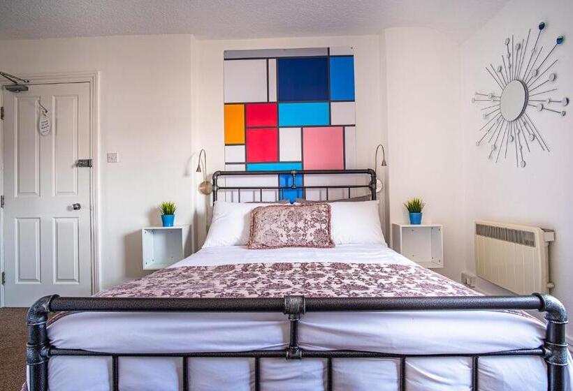 مبيت وإفطار Arvon House