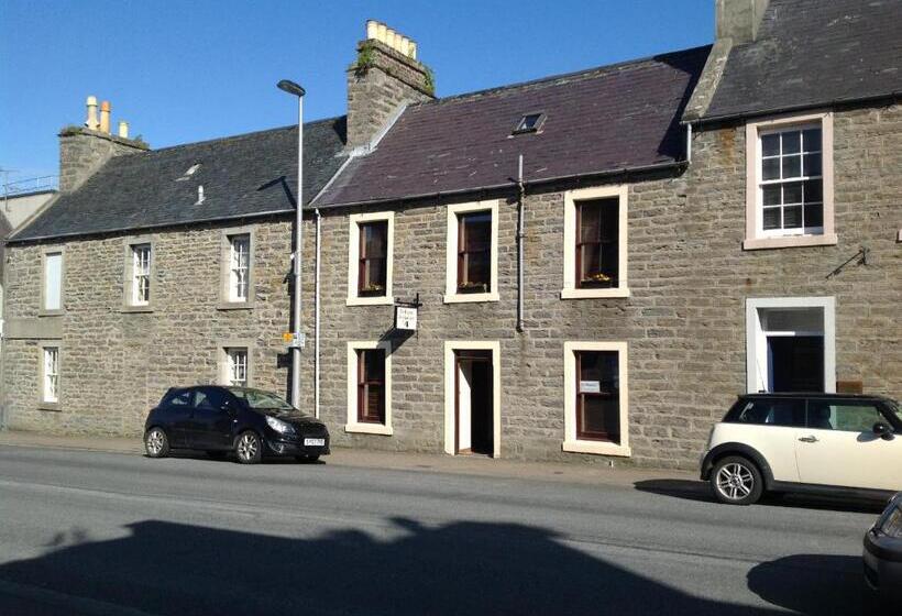 Bed And Breakfast At 4