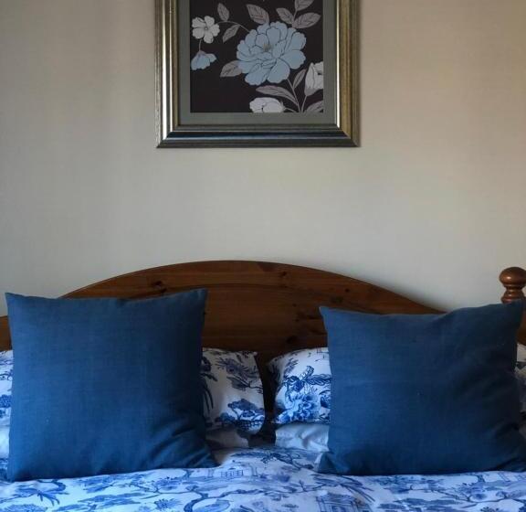 住宿加早餐 Auplands En Suite Rooms