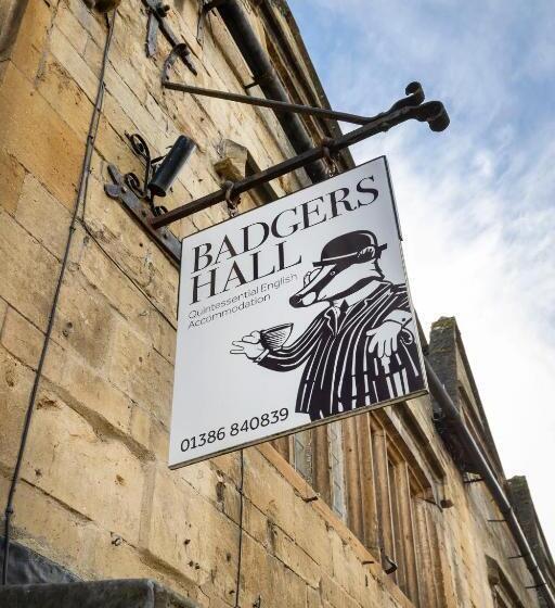 ベッドアンドブレックファースト Badgers Hall