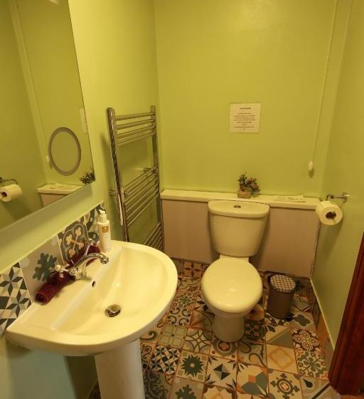 تختخواب و صبحانه Beaches Guesthouse