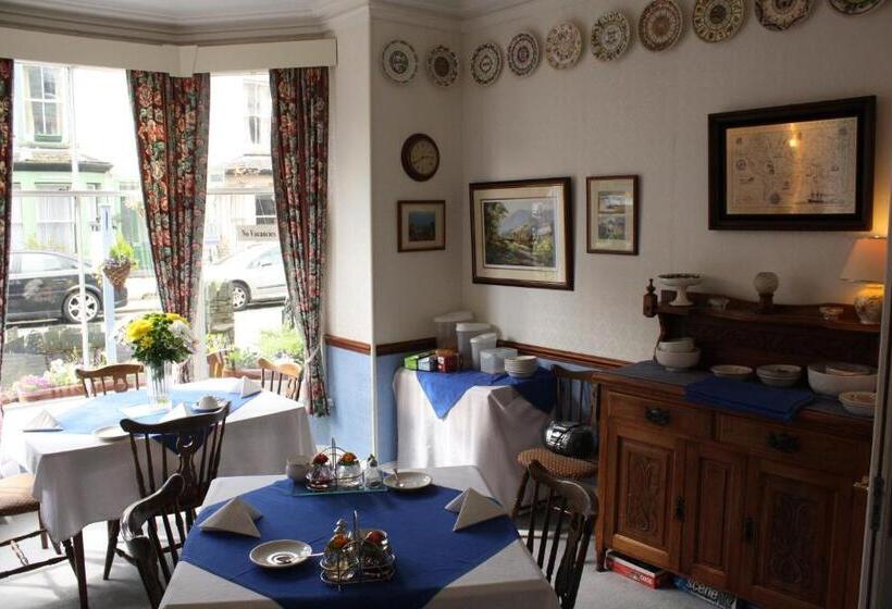 Bed and Breakfast Bluestones