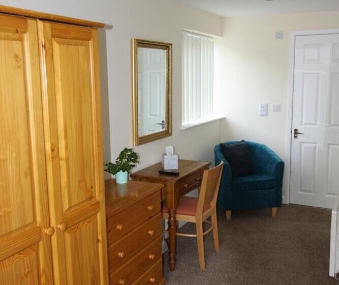 민박 Broadwell Guest House