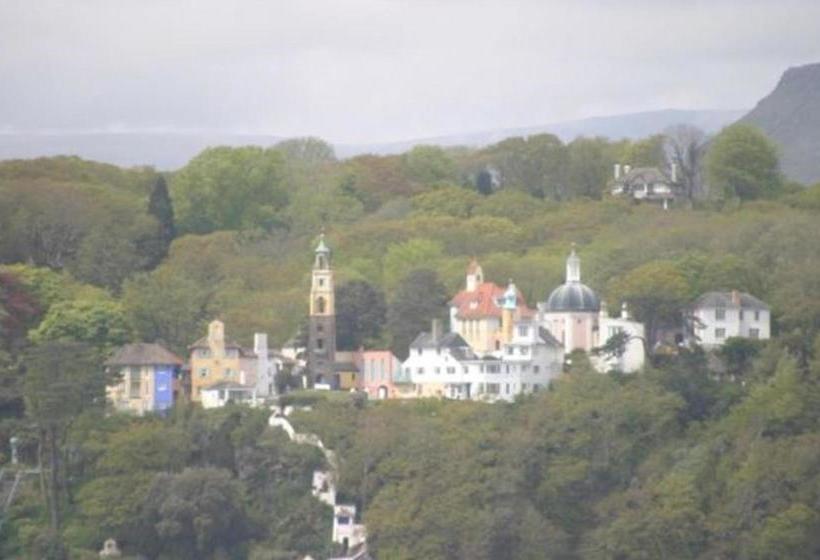 住宿加早餐  Bryn Derw