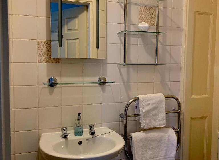 ベッドアンドブレックファースト Carlton Lodge