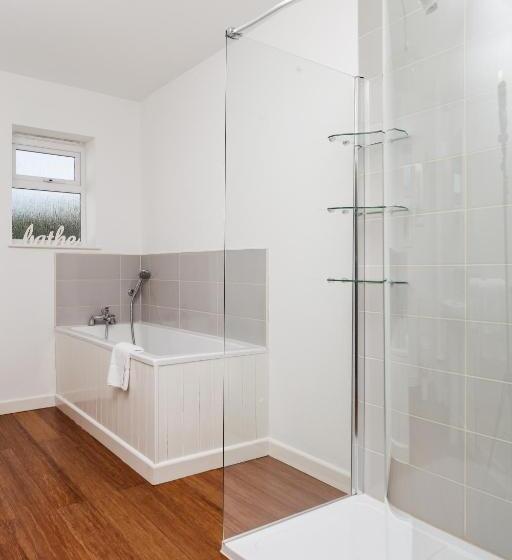 Bed and Breakfast Chillington House