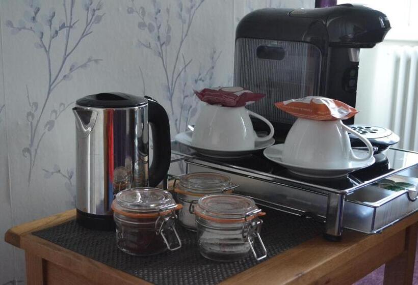 ベッドアンドブレックファースト Coedyfron