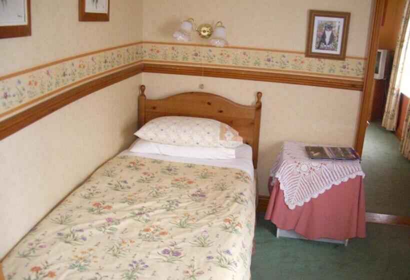 تختخواب و صبحانه Compton House