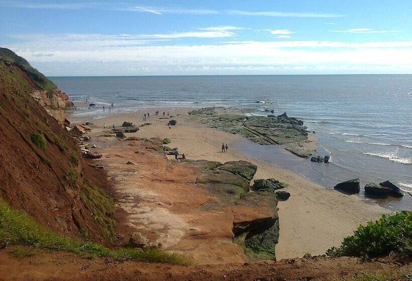 تختخواب و صبحانه Courtbrook Farm