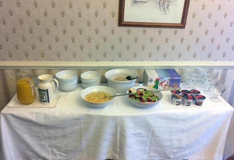 مبيت وإفطار Crickleigh House