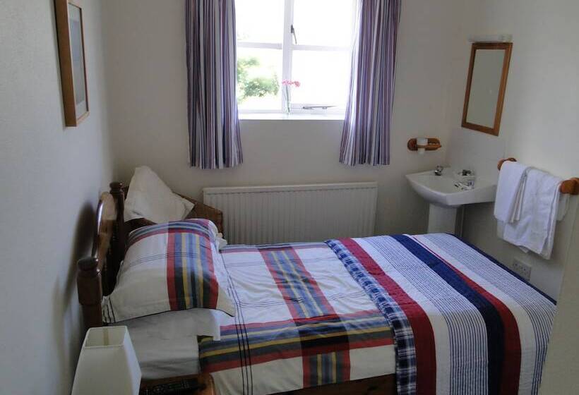 East Trewent Farm B&b