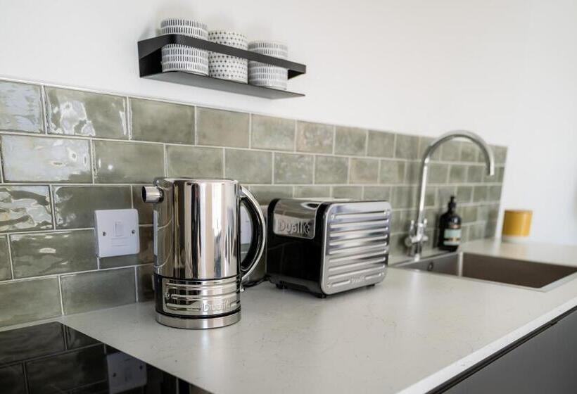 مبيت وإفطار Eastfield Lodge