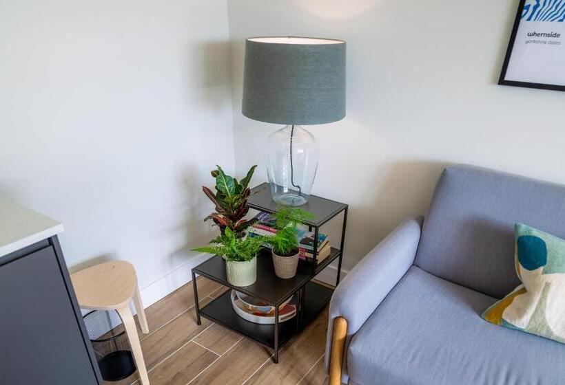 مبيت وإفطار Eastfield Lodge