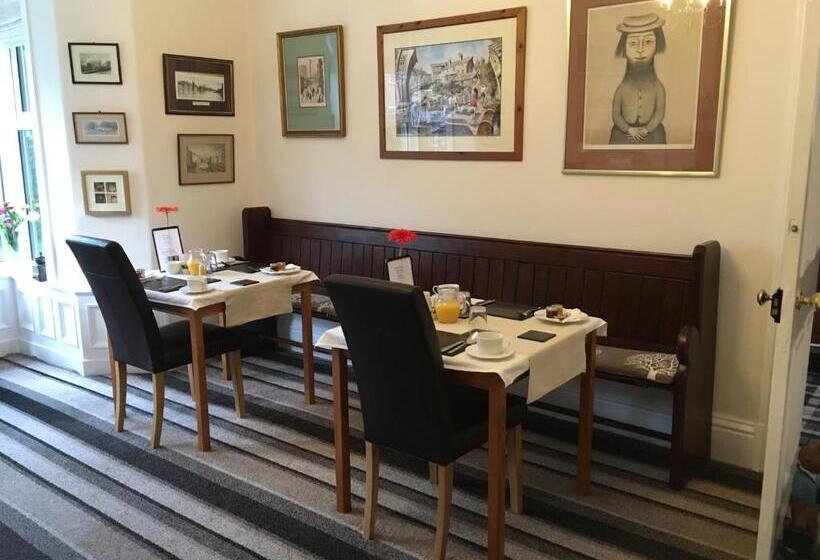 Bed and Breakfast Ebor House