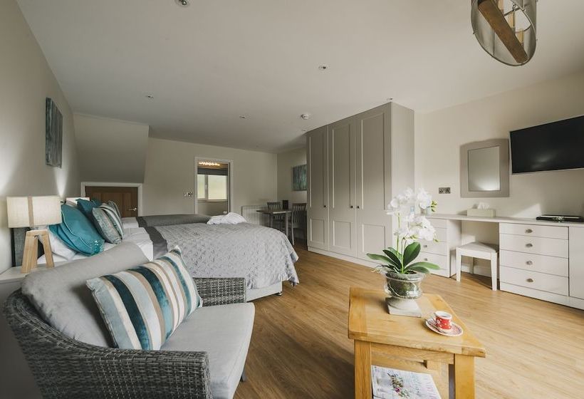 צימר Everglades Luxury Residence