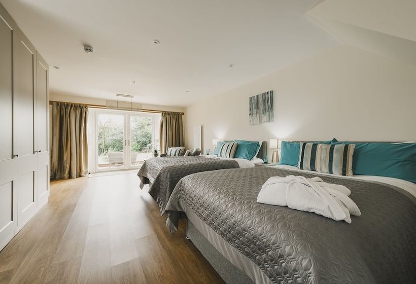 צימר Everglades Luxury Residence