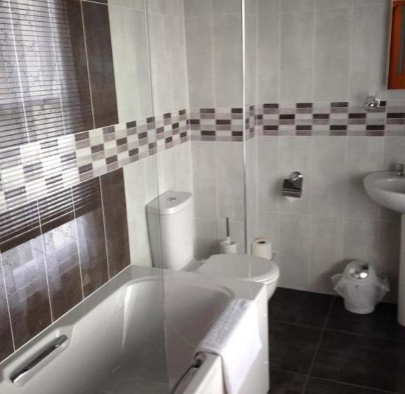 צימר Ferry House Lodge