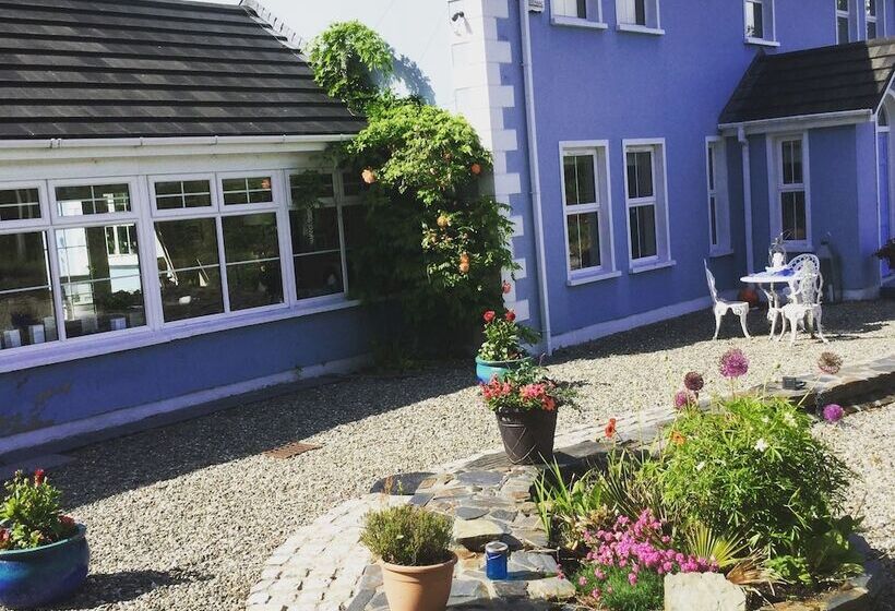 ベッドアンドブレックファースト Five Oaks