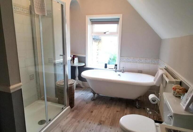 مبيت وإفطار Glenberis