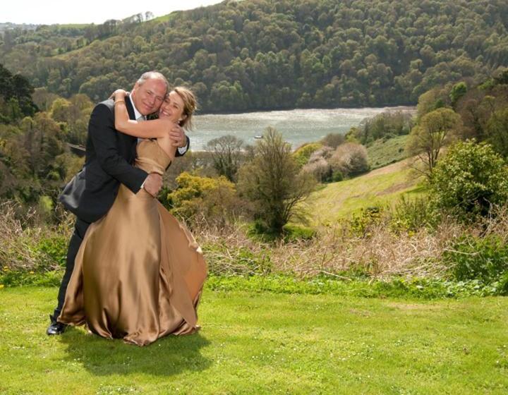 تختخواب و صبحانه Greenway Barn