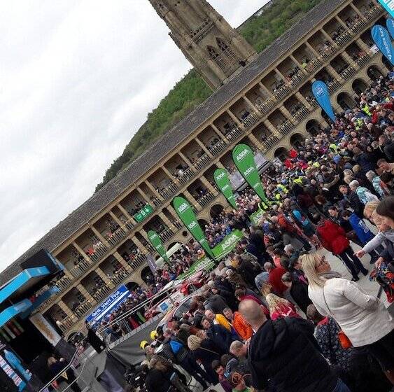 住宿加早餐  Kirk Lea