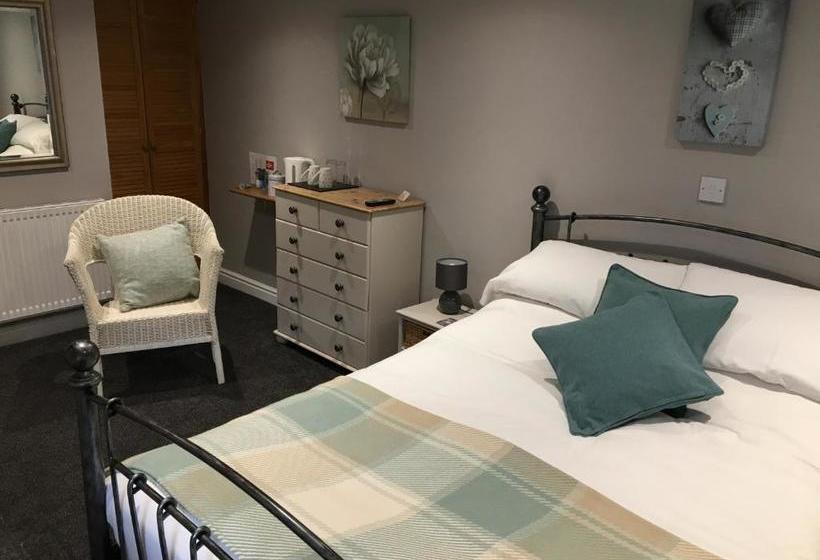 צימר Linden Tree Holiday Apartments