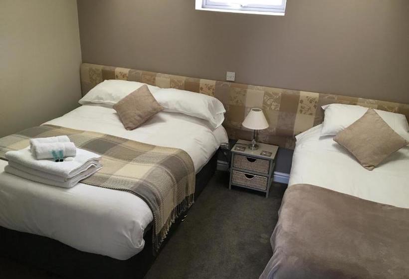 צימר Linden Tree Holiday Apartments