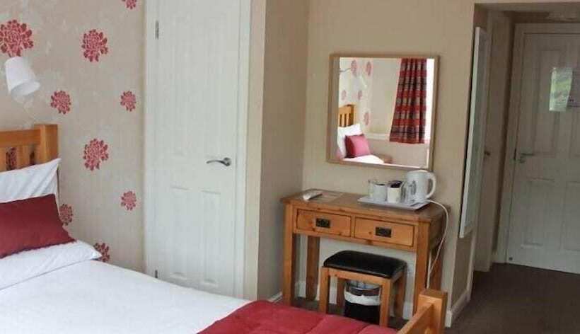 مبيت وإفطار Lochside Guest House