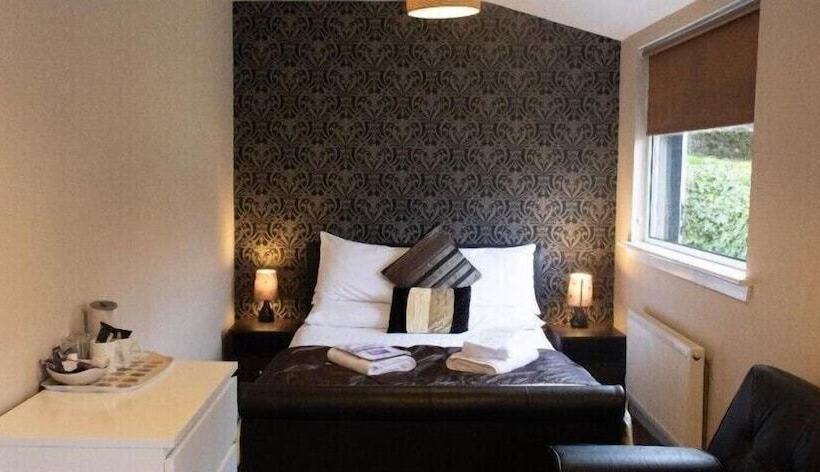 مبيت وإفطار Lochside Guest House