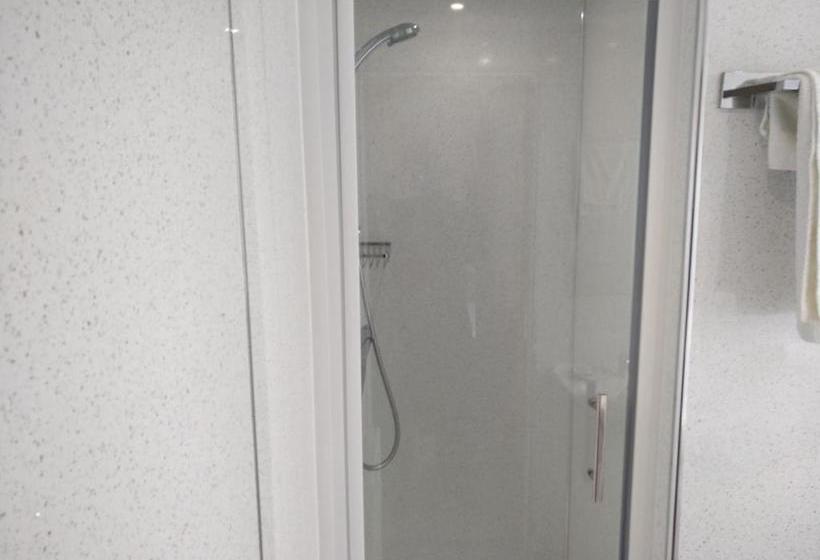 مبيت وإفطار Marine House