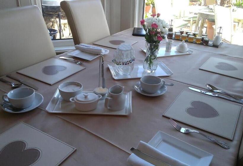 צימר Min Y Don Guest House