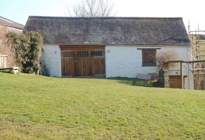 민박 Nantgwynfaen Organic Farm Wales